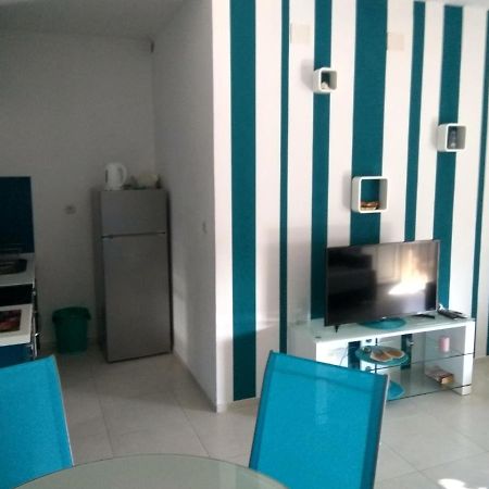Apartment Tara Sumartin Extérieur photo