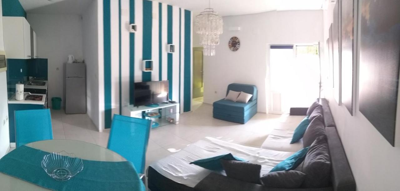 Apartment Tara Sumartin Extérieur photo