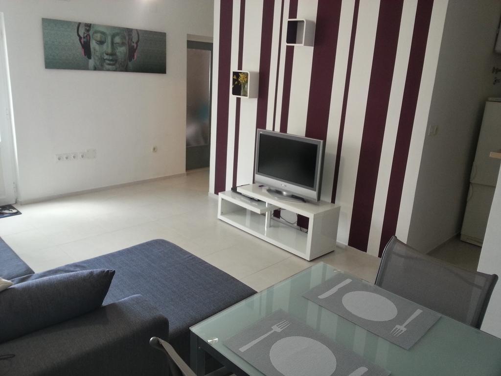 Apartment Tara Sumartin Chambre photo